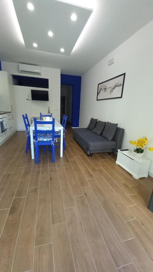 Serenety House 切法卢 外观 照片